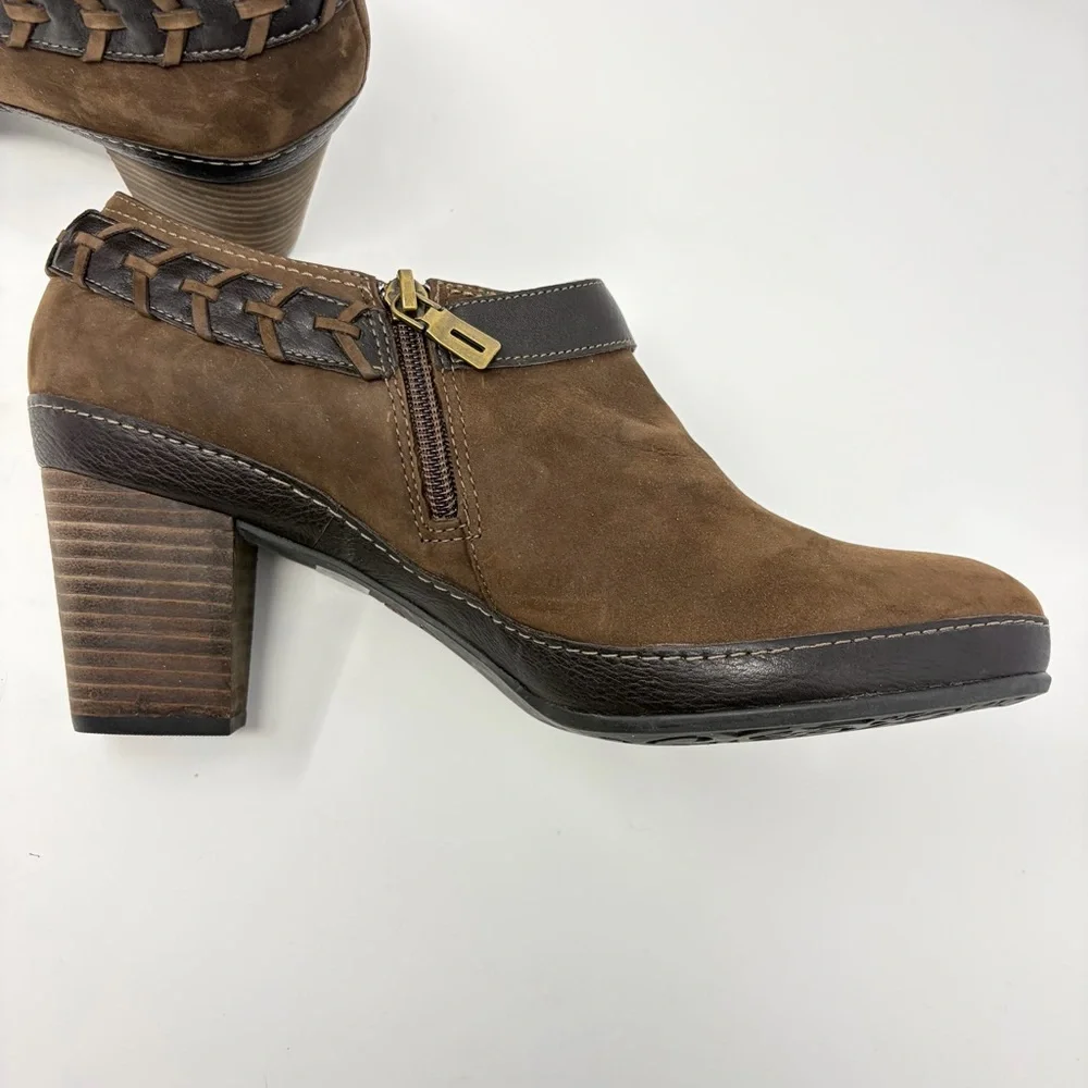 Clarks Artisan Brown Leather Suede‎ Western Booties Size 10